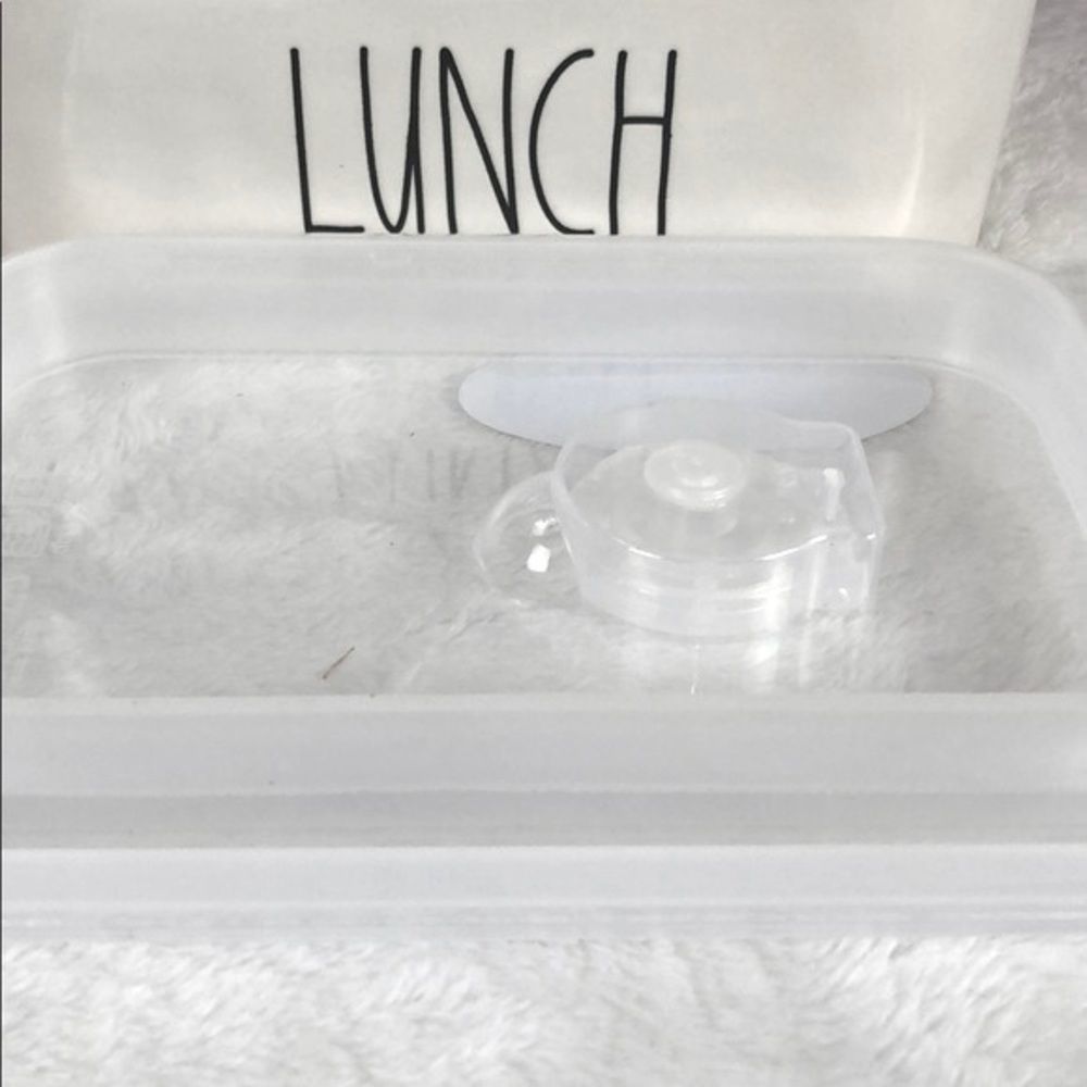 NWT Rae Dunn 2 pieces Lunch & Delish Ceramic Containers Set with Vented Lid New - Picture 5 of 15